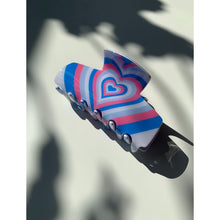 Load image into Gallery viewer, Velvet Claws Hair Clip | The Foxy in Blue Jeans | Claw Clip in Velvet Travel Bag