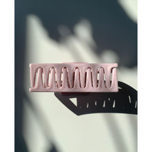 Load image into Gallery viewer, Velvet Claws Hair Clip | The Jada in Baby Pink Speckle | Claw Clip in Velvet Travel Bag