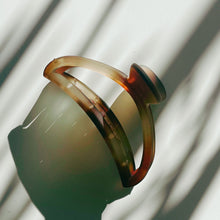 Load image into Gallery viewer, Velvet Claws Hollow Crescent in Marble Auburn Hair Claw | Claw Clip in Velvet Travel Bag