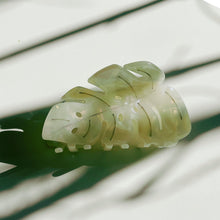 Load image into Gallery viewer, Velvet Claws Monstera White Tropical Hair Clip | Claw Clip in Velvet Travel Bag