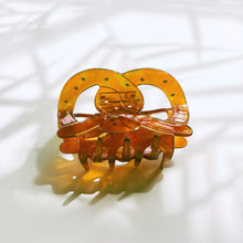 Load image into Gallery viewer, Velvet Claws Pretzel Hair Claw | Claw Clip in Velvet Travel Bag