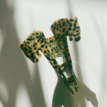 Load image into Gallery viewer, Velvet Claws Shaped Cheetah Hair Claw | Claw Clip in Velvet Travel Bag