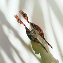 Load image into Gallery viewer, Velvet Claws T-Rex Hair Claw | Claw Clip in Velvet Travel Bag