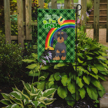 Load image into Gallery viewer, Wirehair Blue and Tan Dachshund St. Patrick's Garden Flag – "Kiss Me I’m Irish" with Pot of Gold &amp; Rainbow