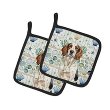 Load image into Gallery viewer, Tricolor English Setter Coastal Sea Glass Pair of Pot Holders