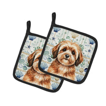 Load image into Gallery viewer, Sable Havanese Coastal Sea Glass Pair of Pot Holders