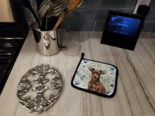 Load image into Gallery viewer, Chocolate and Rust Miniature Pinscher Min Pin Coastal Sea Glass Pair of Pot Holders