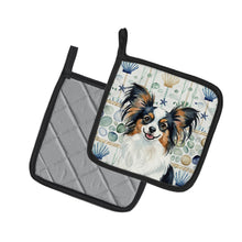 Load image into Gallery viewer, Tricolor Papillon Coastal Sea Glass Pair of Pot Holders