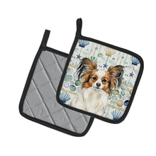 Load image into Gallery viewer, White with Sable Papillon Coastal Sea Glass Pair of Pot Holders