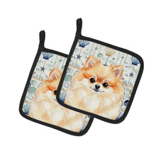Load image into Gallery viewer, Pomeranian Coastal Sea Glass Pair of Pot Holders