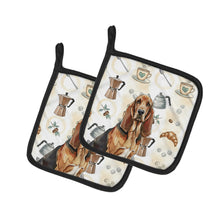 Load image into Gallery viewer, Liver and Tan Bloodhound Coffee Bar Pair of Pot Holders