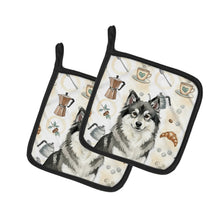 Load image into Gallery viewer, Keeshond Coffee Bar Pair of Pot Holders