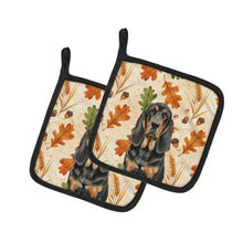 Load image into Gallery viewer, Black and Tan Bloodhound Heirloom Fall Pair of Pot Holders