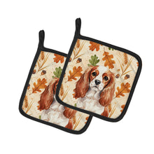 Load image into Gallery viewer, Blenheim English Toy Spaniel Heirloom Fall Pair of Pot Holders