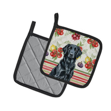 Load image into Gallery viewer, Black Flat-Coated Retriever Vegetables Pair of Pot Holders