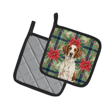 Load image into Gallery viewer, Liver and White Brittany Christmas PoinsettIas Pair of Pot Holders