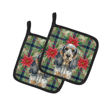 Load image into Gallery viewer, Blue Roan &amp; Tan English Cocker Spaniel Christmas PoinsettIas Pair of Pot Holders