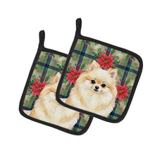 Load image into Gallery viewer, Cream Pomeranian Christmas PoinsettIas Pair of Pot Holders