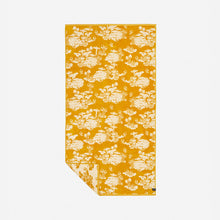 Load image into Gallery viewer, Wonderland Premium Woven Towel - Orange