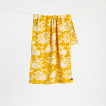 Load image into Gallery viewer, Wonderland Premium Woven Towel - Orange