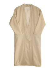Load image into Gallery viewer, Kimono in Wool