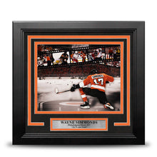 Load image into Gallery viewer, Wayne Simmonds Philadelphia Flyers 8" x 10" Framed Collage Hockey Photo
