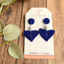 Load image into Gallery viewer, White Howlite Dangle Earrings