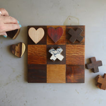 Load image into Gallery viewer, Tic-Tac-Toe Heart Game