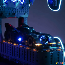 Load image into Gallery viewer, Light Kit for LEGO Batcave Shadow Box #76252
