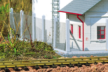 Load image into Gallery viewer, Piko 62290 G Scale Industrial Fence