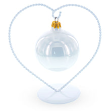 Load image into Gallery viewer, Heart-Shaped Twisted White Painted Metal Ornament Display Stand 6.2 Inches (Poland)