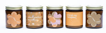Load image into Gallery viewer, tobacco + citrus + honey  • daisy collection • 9 oz soy candle