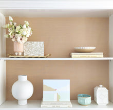 Load image into Gallery viewer, Face Vase with 22K Gold Accent