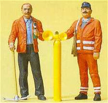 Load image into Gallery viewer, Preiser 45005 G Scale People Working -- Modern Track Workers