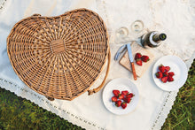 Load image into Gallery viewer, Heart Picnic Basket