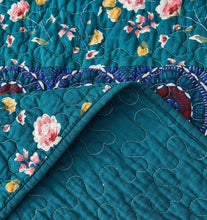 Load image into Gallery viewer, DaDa Bedding Bohemian Patchwork Bed of Wild Flowers Floral Gardenia Green Bedspread Set (JHW-886)
