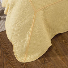 Load image into Gallery viewer, Tache Buttercup Puffs Yellow Diamond Matelasse Scalloped Quilt Set