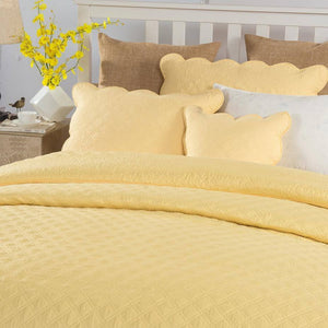 Tache Buttercup Puffs Yellow Diamond Matelasse Scalloped Quilt Set