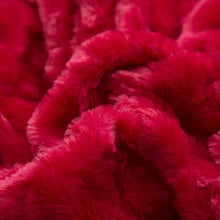 Load image into Gallery viewer, DaDa Bedding Luxury Romantic Red Lovely Hearts Dreamy Plush Faux Fur Throw Blanket (19)