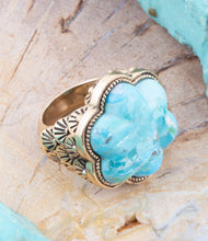 Load image into Gallery viewer, Blue Turquoise Flower Golden Ring
