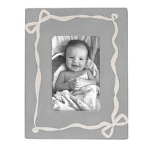 Load image into Gallery viewer, Bow Photo Frame
