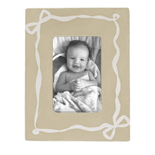 Load image into Gallery viewer, Bow Photo Frame