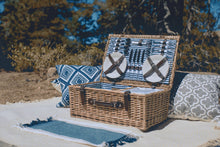 Load image into Gallery viewer, Belmont Picnic Basket