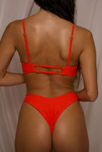 Load image into Gallery viewer, Coral Capri Bottom