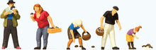Load image into Gallery viewer, Preiser 10620 HO Scale Sports &amp; Recreation - Mushroom Pickers