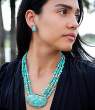 Load image into Gallery viewer, Clip On Blue Turquoise Golden Earrings