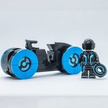 Load image into Gallery viewer, BLOK Lightcycle w/ Minifig