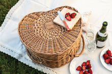 Load image into Gallery viewer, Heart Picnic Basket