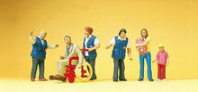 Load image into Gallery viewer, Preiser 10534 HO Scale 3 Travelers' Aides Assisting 3 Travelers