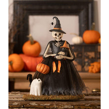 Load image into Gallery viewer, Deadra Skeleton by Bethany Lowe Designs